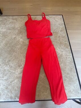 lululemon red set 7/8 length